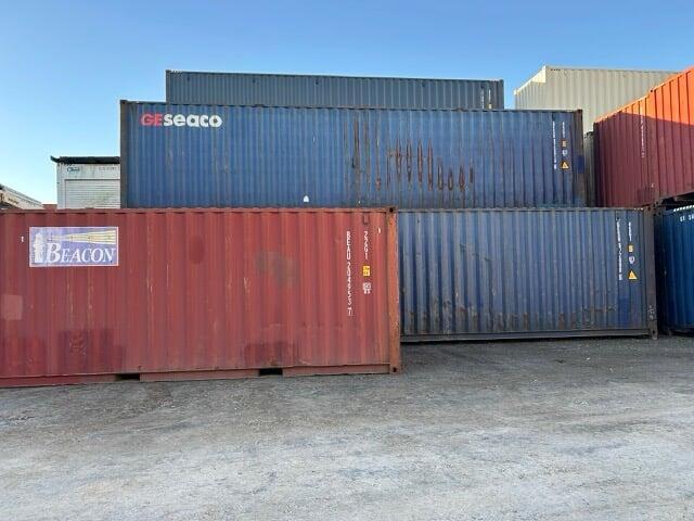 Specialised shipping containers for commercial and industrial use